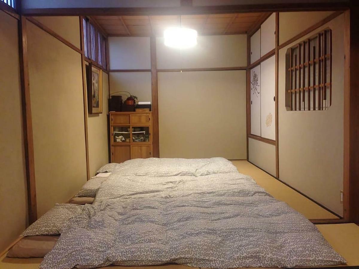 Bar併設の仕掛け満載忍者ハウス!Wi-Fi!天王寺電車で15分!帝塚山四丁目駅3メートル! Otel Osaka Dış mekan fotoğraf
